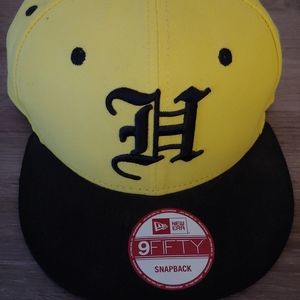 Fitted- Hawaii snapback